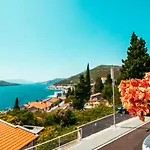 Aurora Διαμέρισμα *