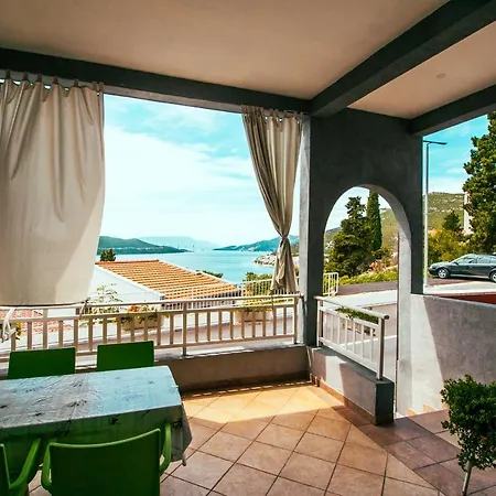 Apartamento Aurora *