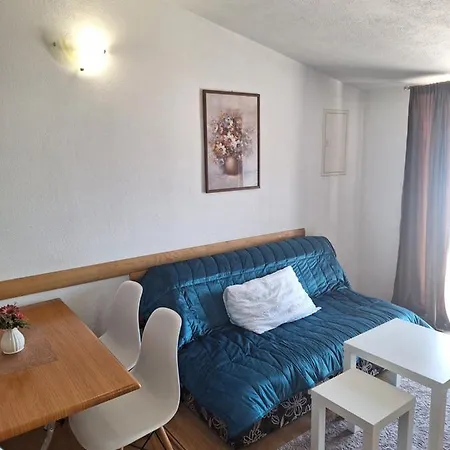 Aurora Apartment *