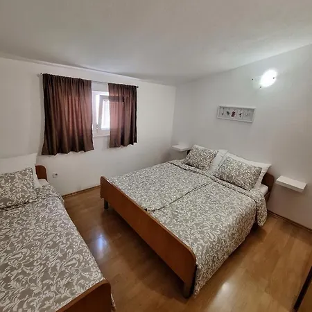 Apartamento Aurora *