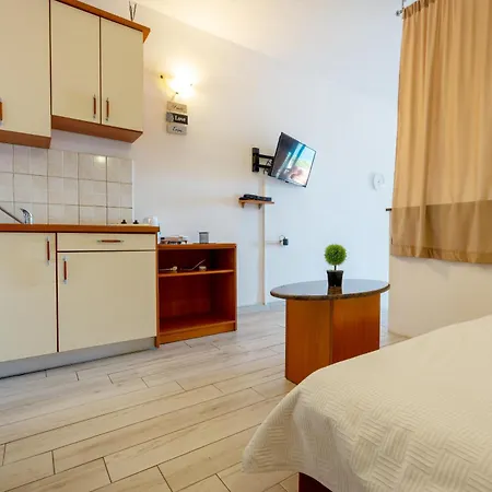 Aurora Apartment