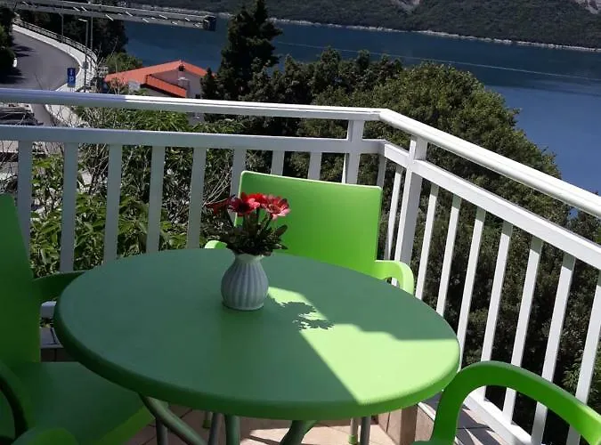 Aurora Apartamento Neum